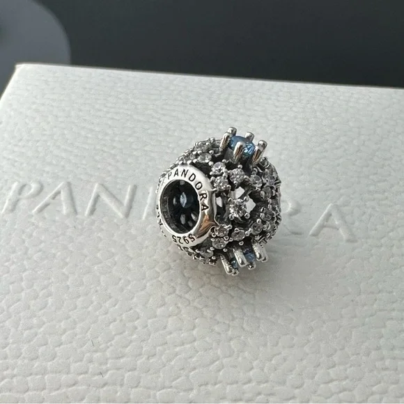 Pandora Disney, Cinderella Heart Wish 925 Ale with CZ blue Charm - Picture 5 of 7